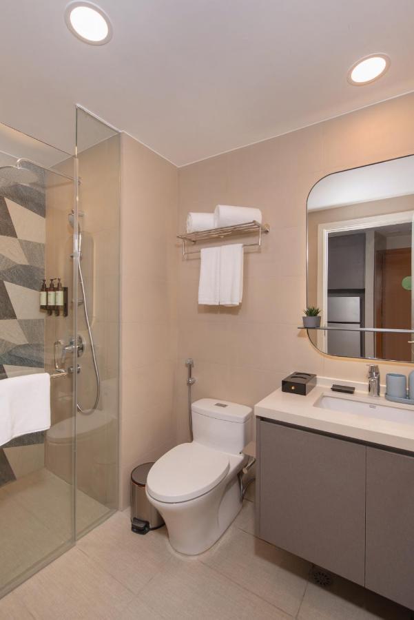 Citadines Roces Кесон-Сити Экстерьер фото